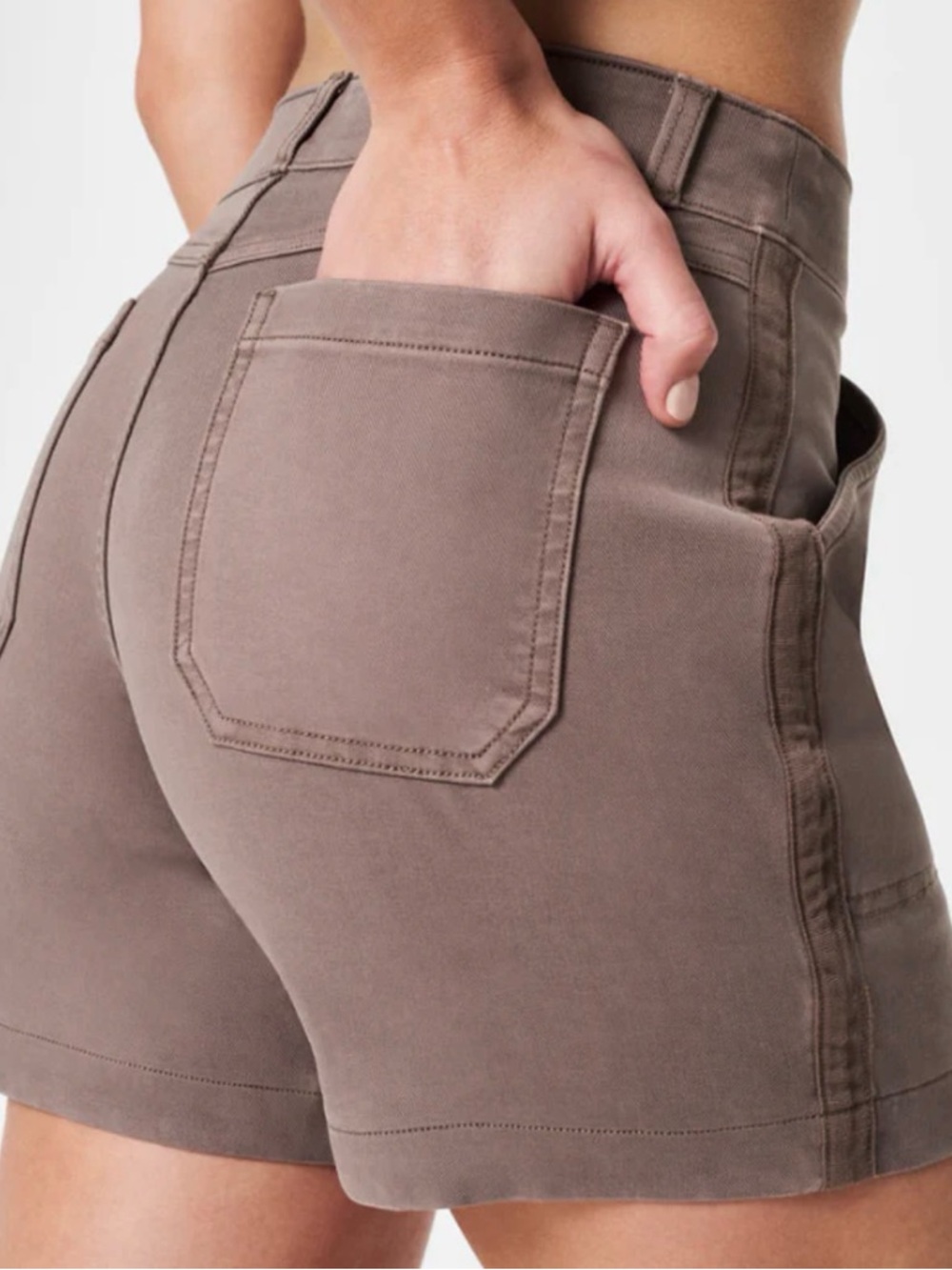 Spanx Stretch Twill Pull-on Shorts 6” Sz XL - Picture 2 of 6